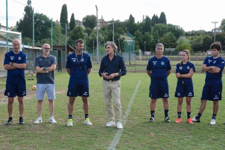 L'ACF Arezzo ha definito gli staff tecnici di Prima Squadra e settore giovanile