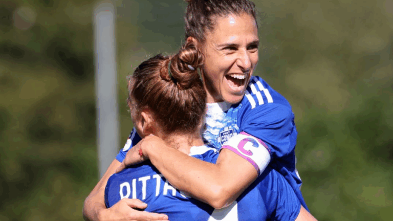 Frosinone-Como 1907 0-4: lariane momentaneamente in vetta